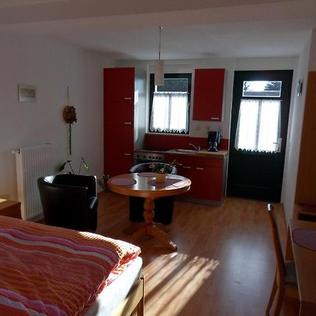 Alte Gaertnerei Dresden Apartment Ruang foto
